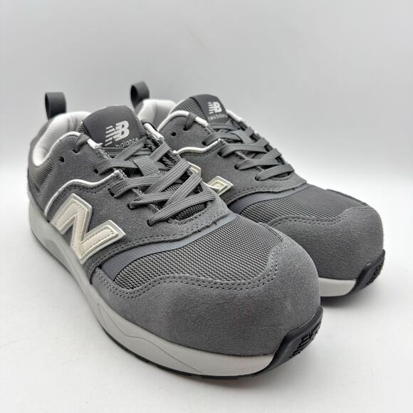 Athletic_Shoes